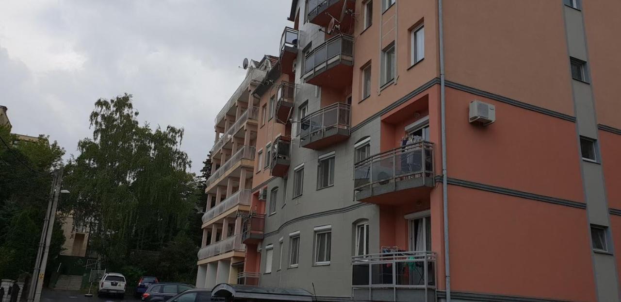 شقة Hévíz  في Rozsa Apartman المظهر الخارجي الصورة