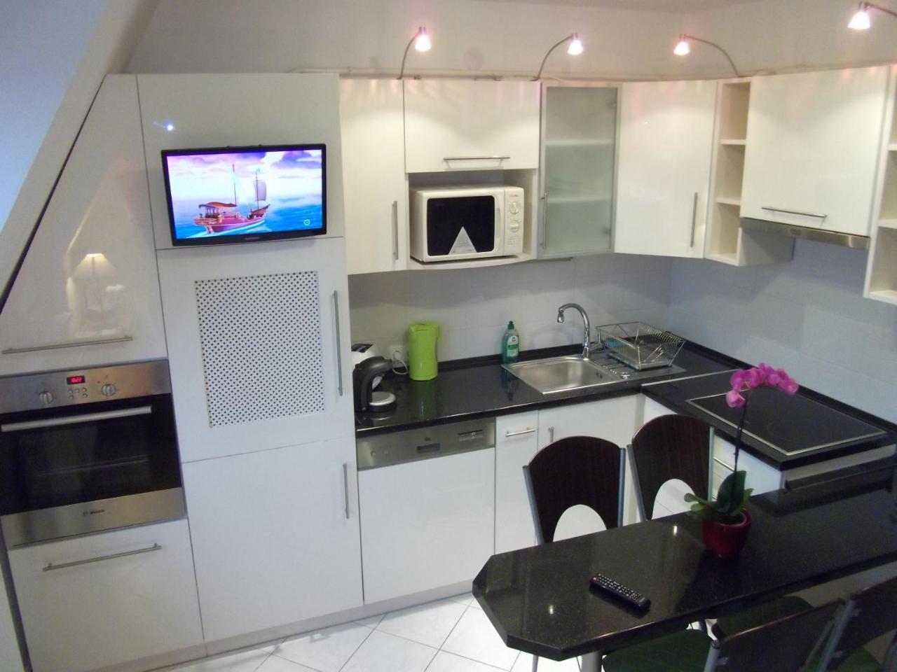 شقة Hévíz  في Rozsa Apartman المظهر الخارجي الصورة